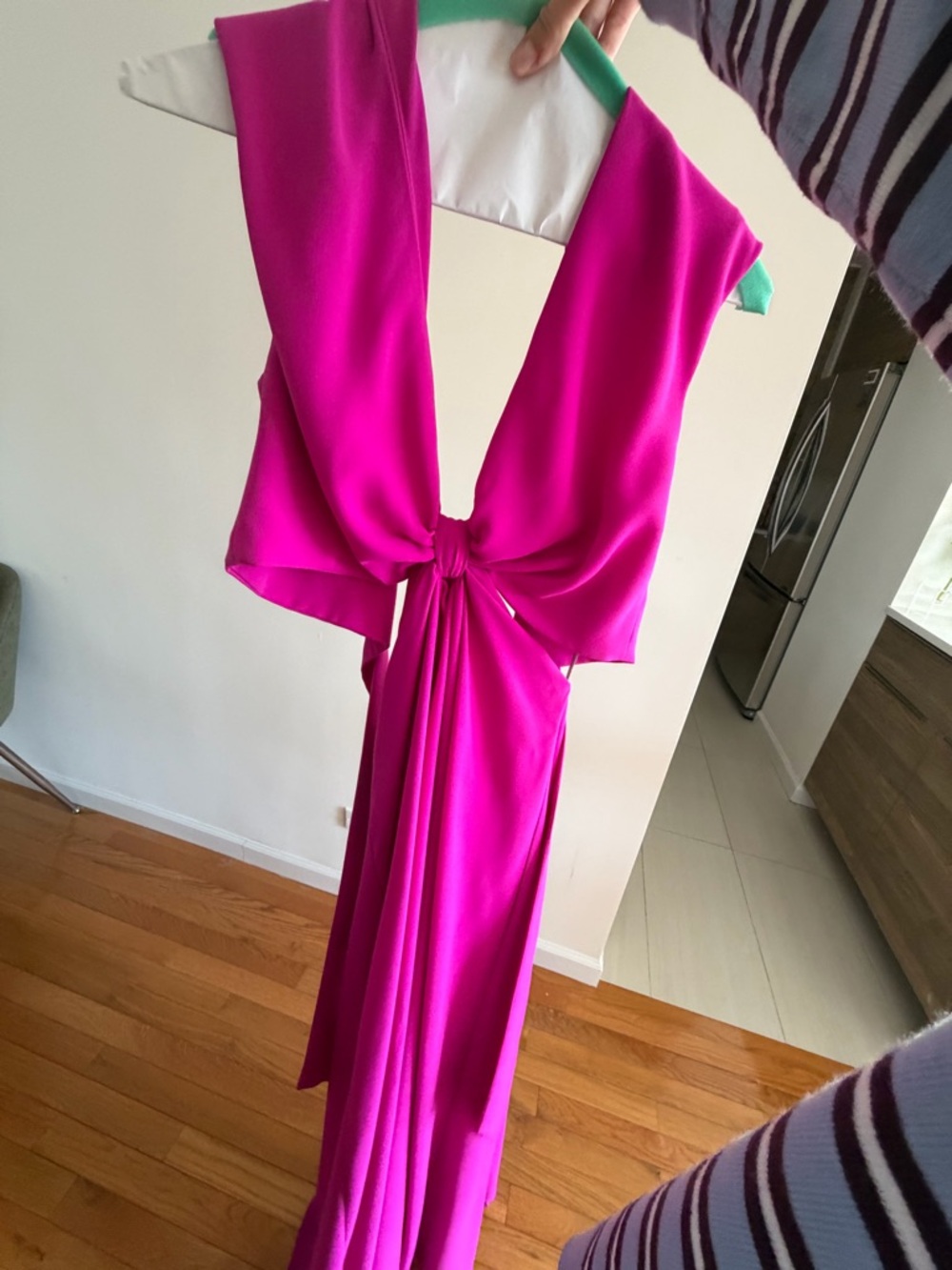 Monique Lhuillier Hot Pink Backless Knot-Front Gown